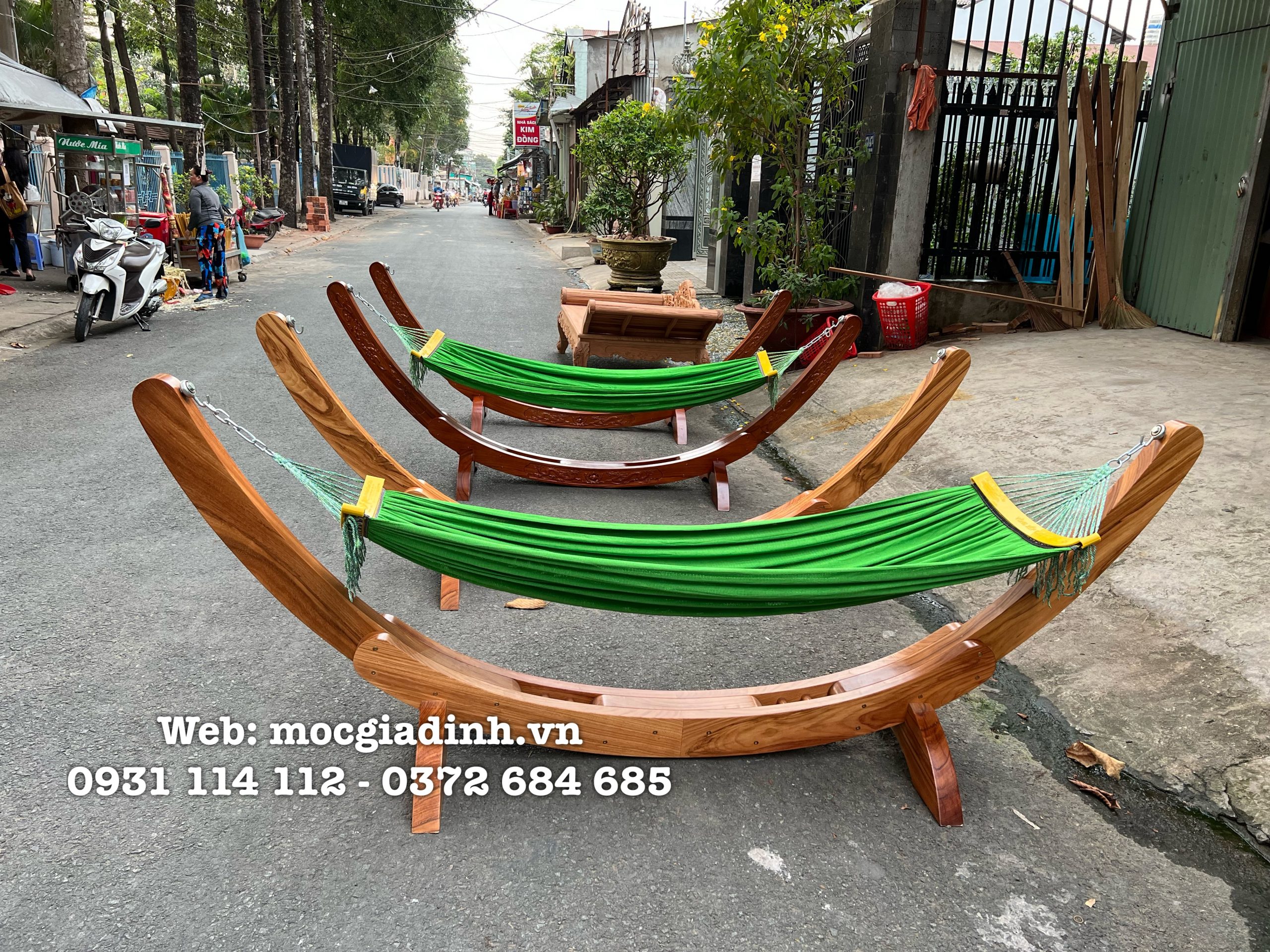 62FC3FFF-BCE9-4226-A765-BAC0B175BE49 Giá võng gỗ gõ