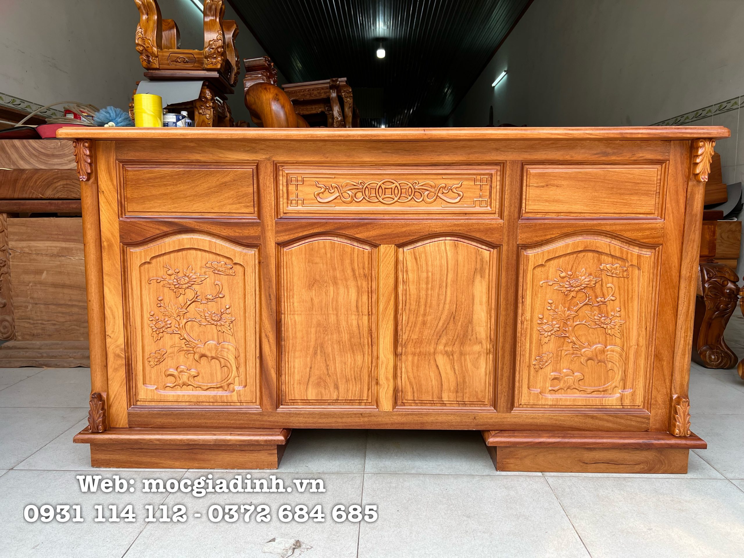 Bàn làm việc gỗ gõ