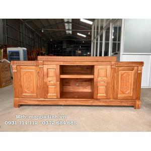 Kệ tivi gỗ Đinh Hương hiện đại khắc đồng tiền