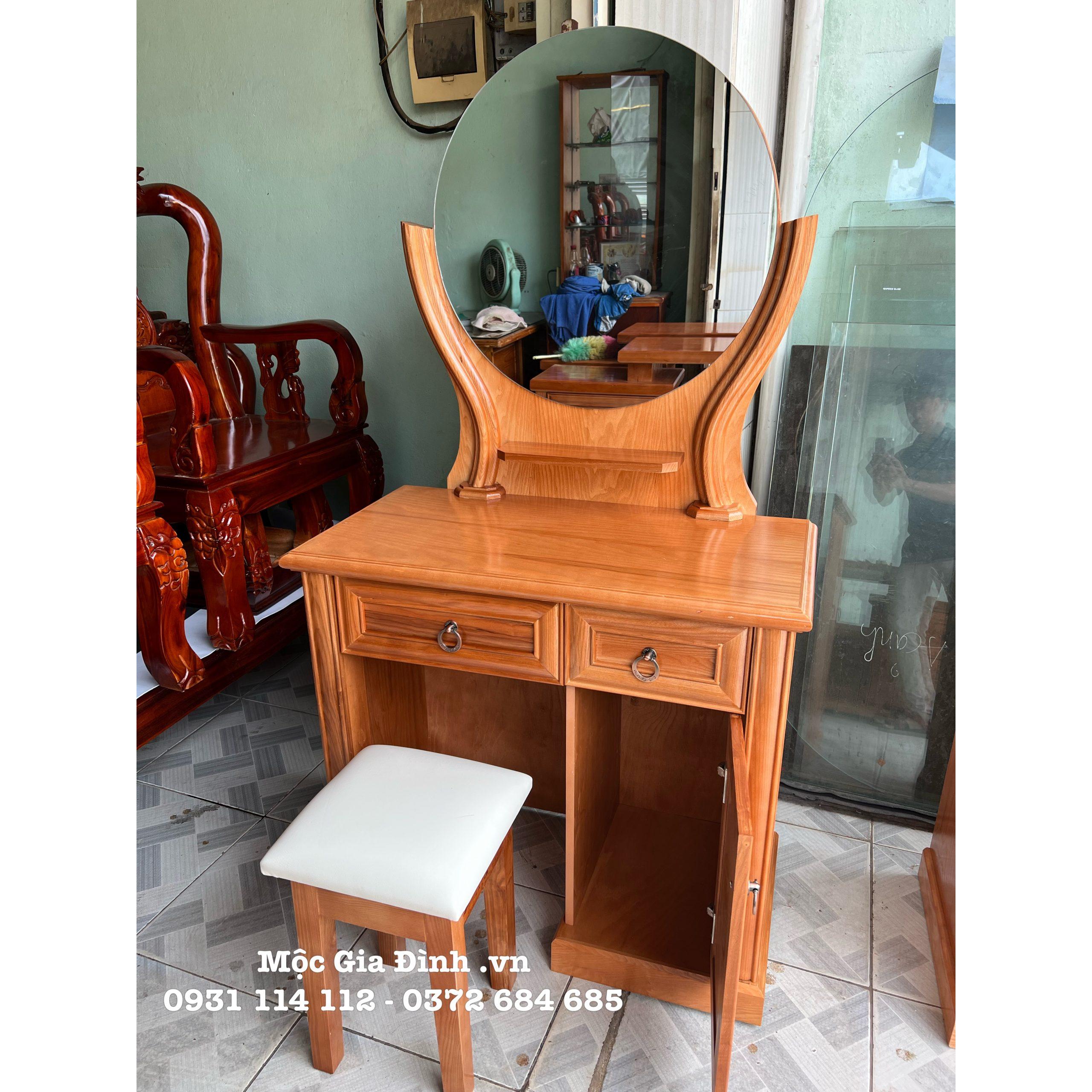 6AF7B936-3628-41FA-969C-1EF20A961CF4 Bàn trang điểm gỗ Sồi hiện đại
