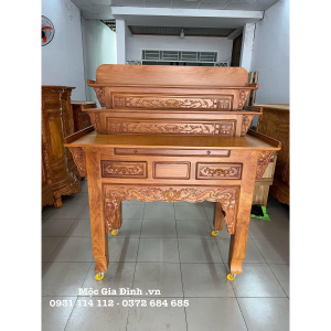 Bàn thờ gia tiên tam cấp gỗ Gõ Đỏ 147cm mặt nguyên tấm