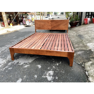 Giường Gỗ Sồi Kiểu Hiện Đại