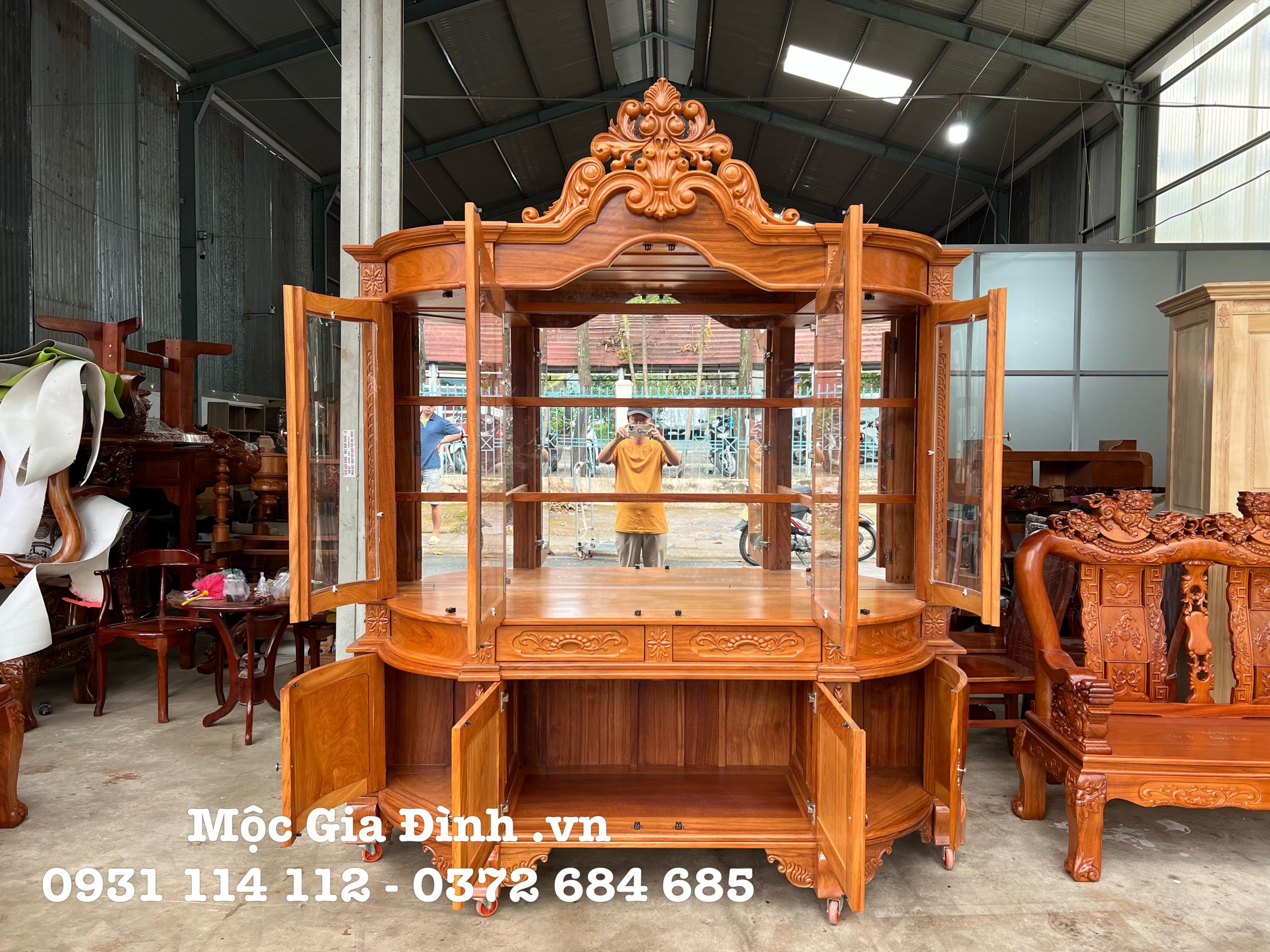 tủ rượu gỗ gõ đẹp