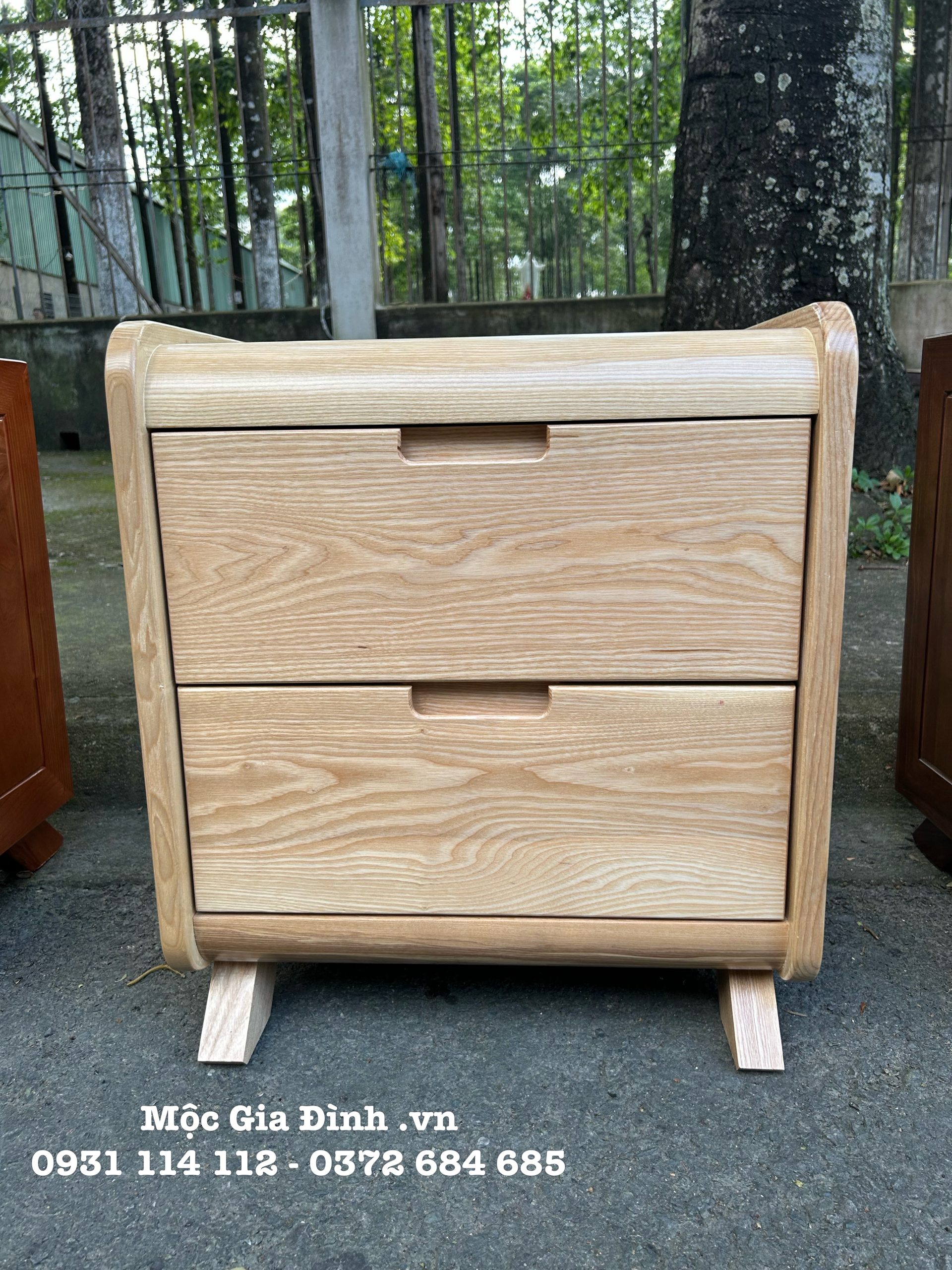 4E6F0245-C333-422C-9C9F-8CC2455F3DC8 Tủ đầu giường Sồi Ngăn Ẩn màu tự nhiên