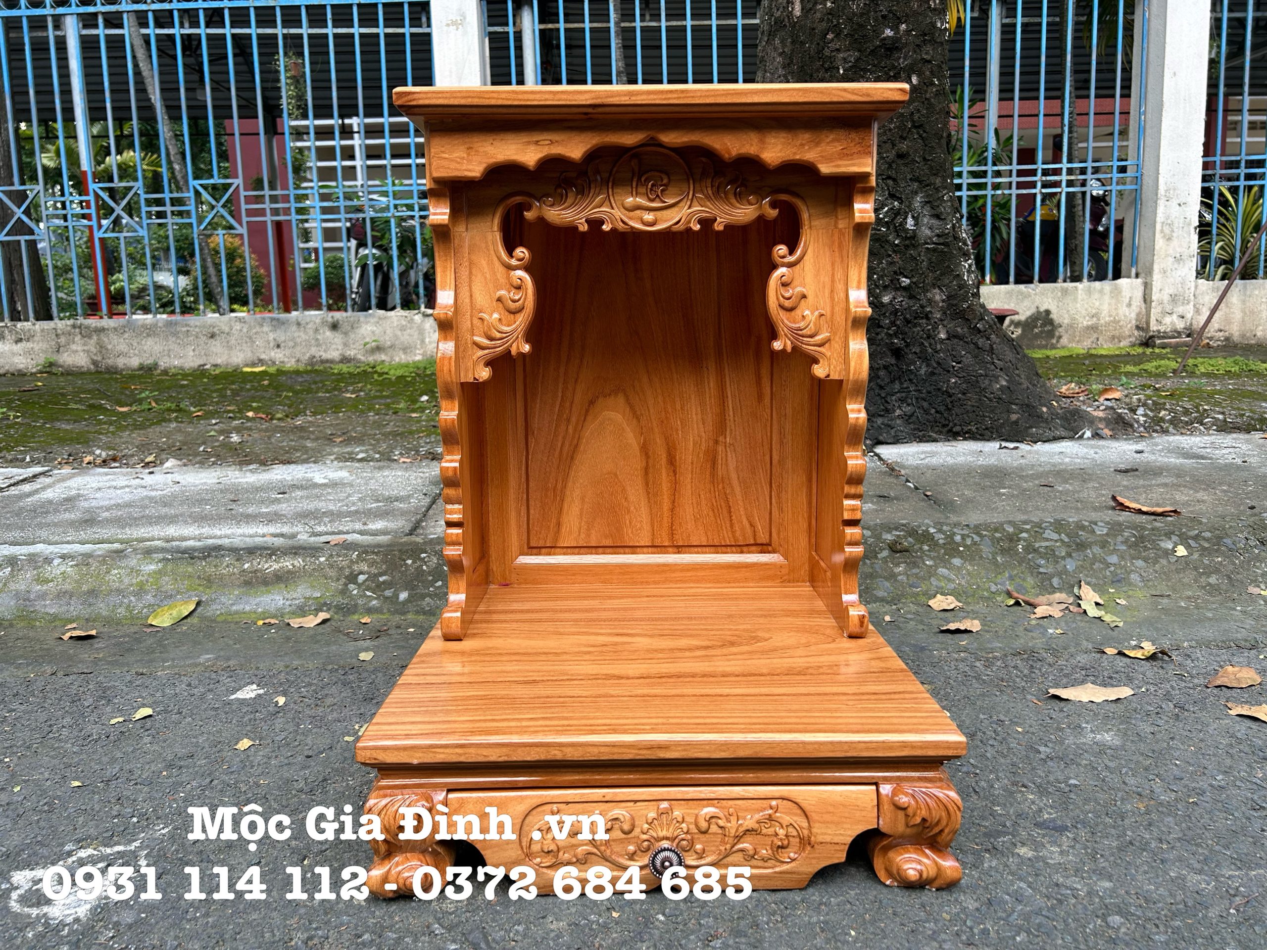 568C9C25-8B15-488A-8BF3-8FAC3BDA84FE Bàn thờ Thần Tài Chữ Lộc 48*48*68 hiện đại