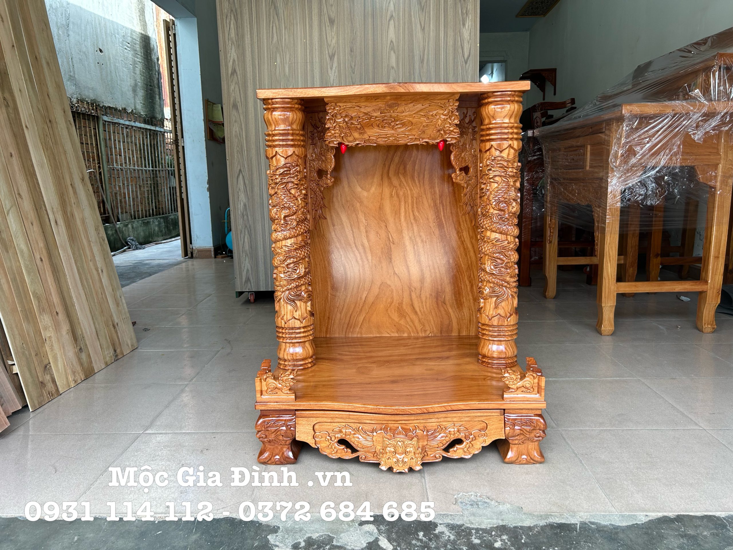 Bàn thờ Thần Tài Gõ Đỏ cột 14 - 81*68*107