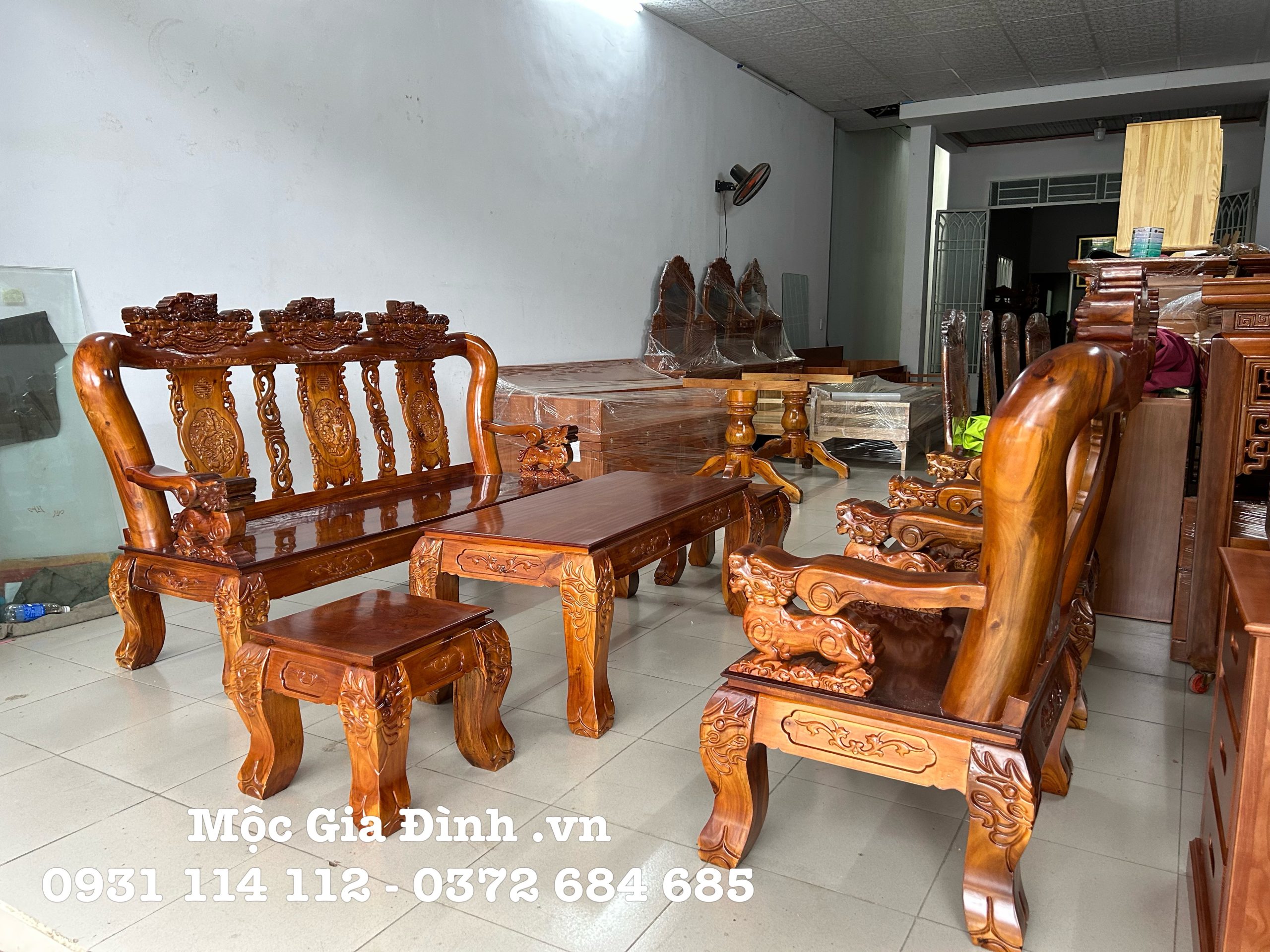 D16DAE3E-7A4F-4926-BC0E-780F9199967B Bộ bàn ghế Tràm Nghê Đỉnh tay 12