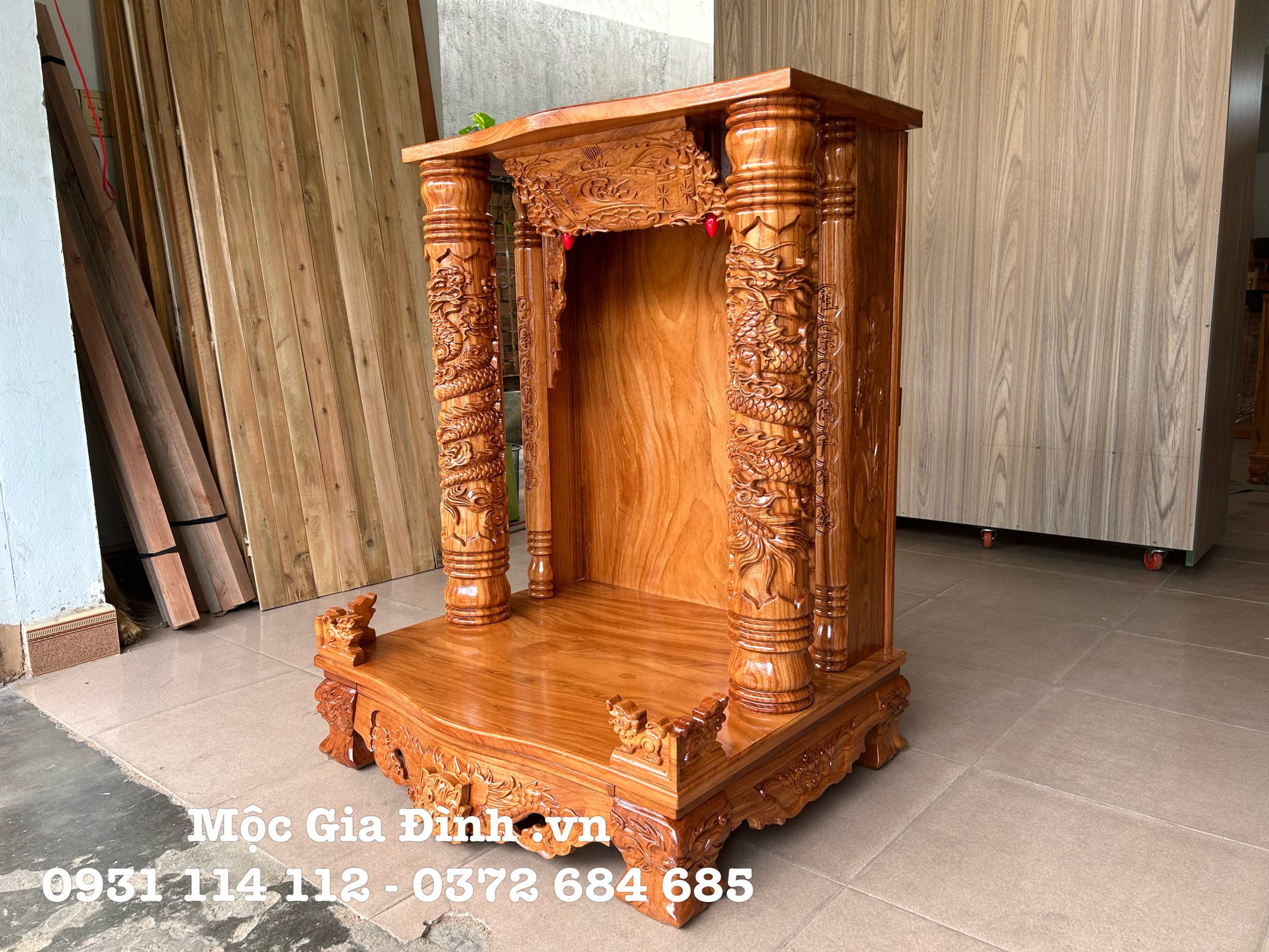 Bàn thờ Thần Tài Gõ Đỏ cột 14 - 81*68*107 nhà lớn