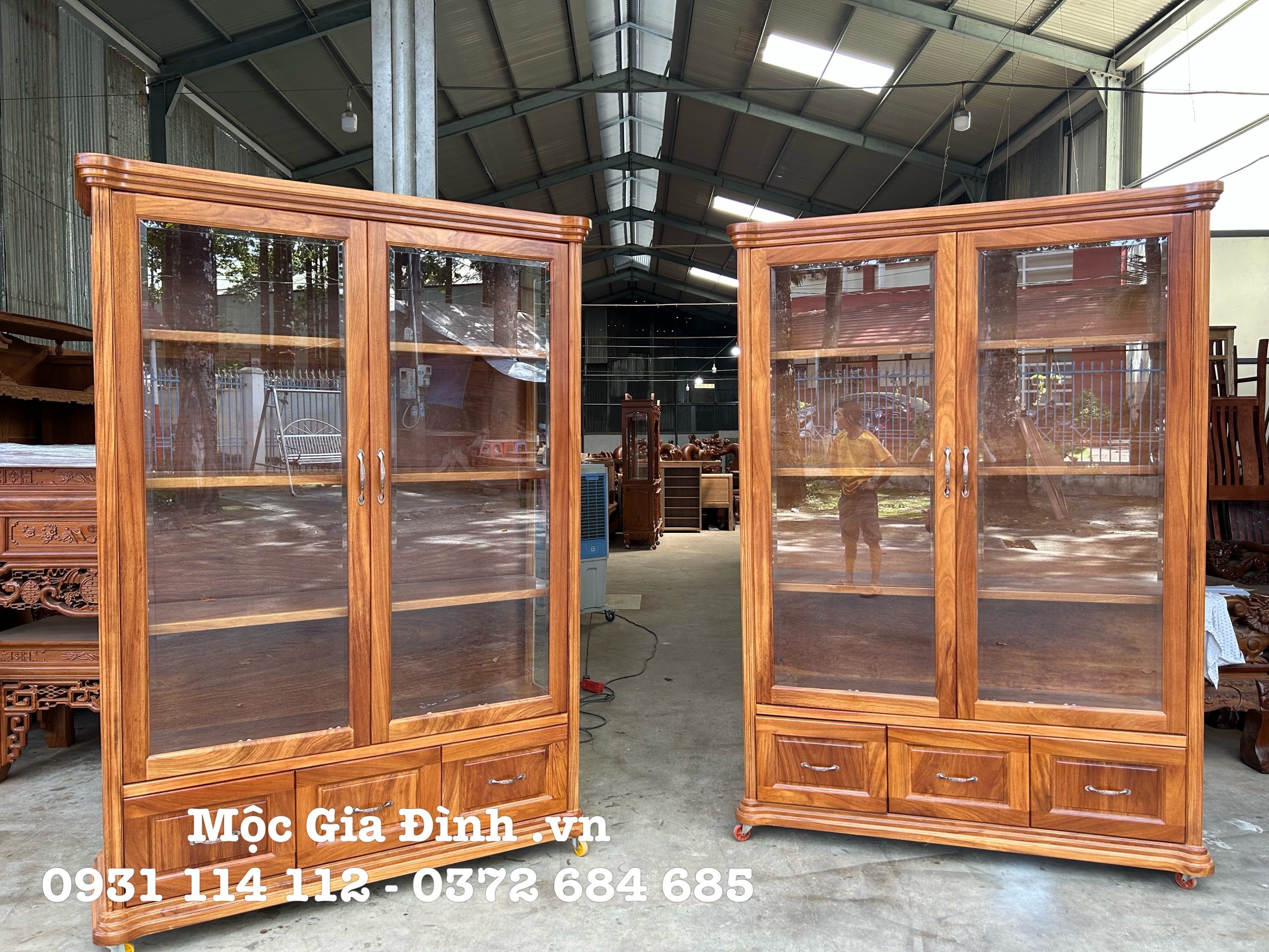 IMG_4960 Tủ rượu Gõ Đỏ Cánh Đứng Tầng Gỗ