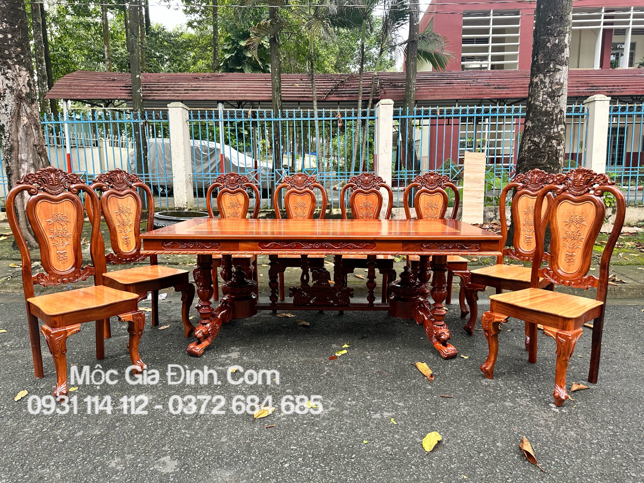 IMG_6145 Bàn ăn Căm Xe Chữ Nhật Chân Sư Tử 8 ghế
