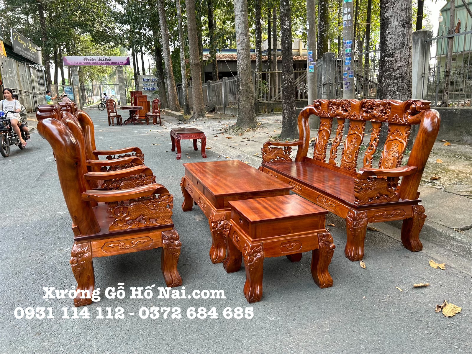 salon gỗ tràm tay 12