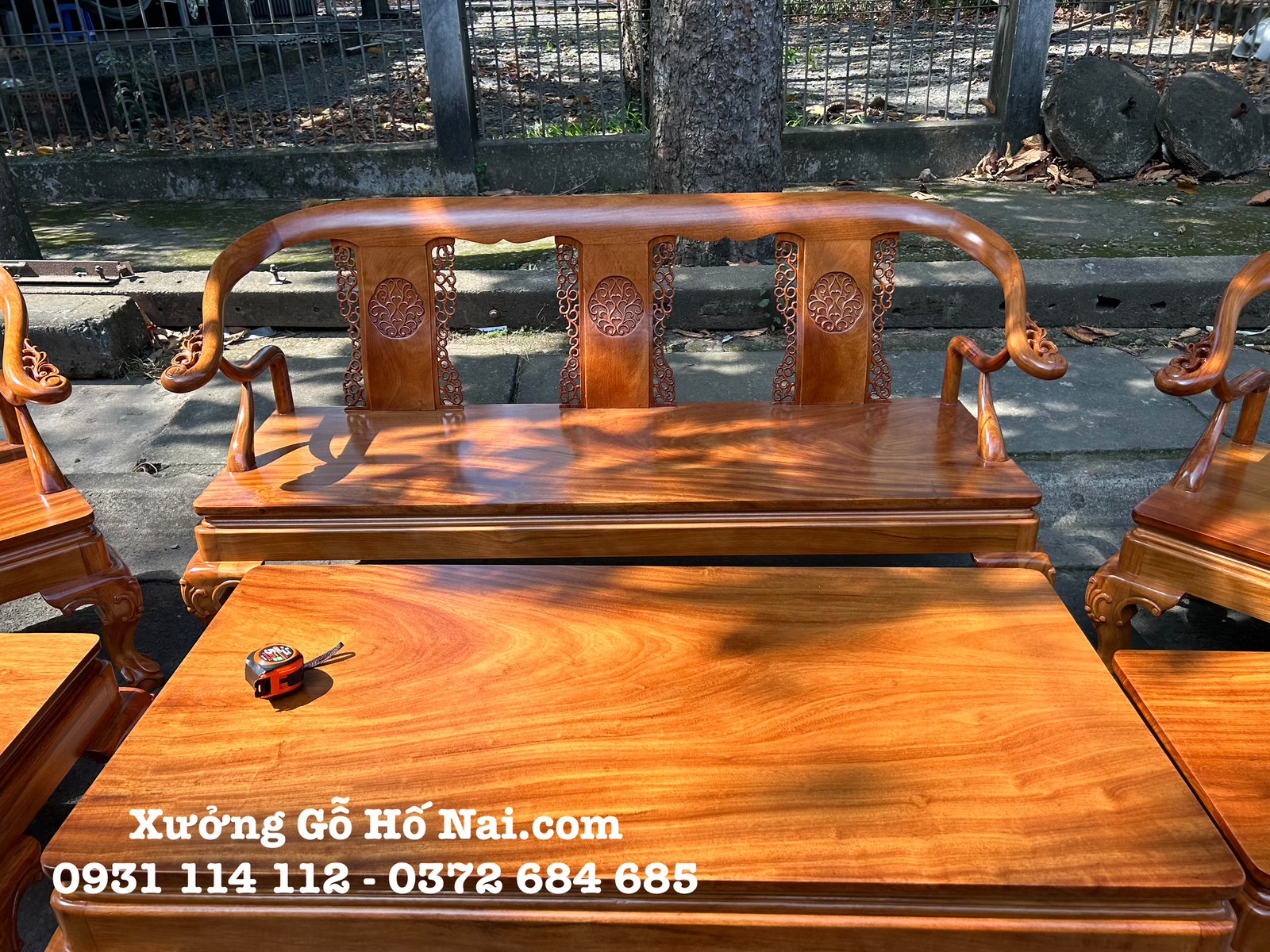 bàn ghế gỗ gõ