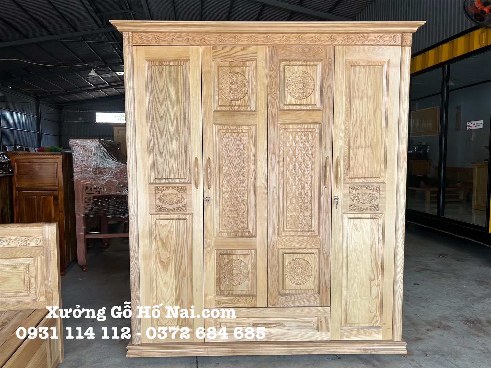 eZy Watermark_22-02-2024_03-10-29-1890PM Tủ quần áo Sồi Pháp 4 cánh