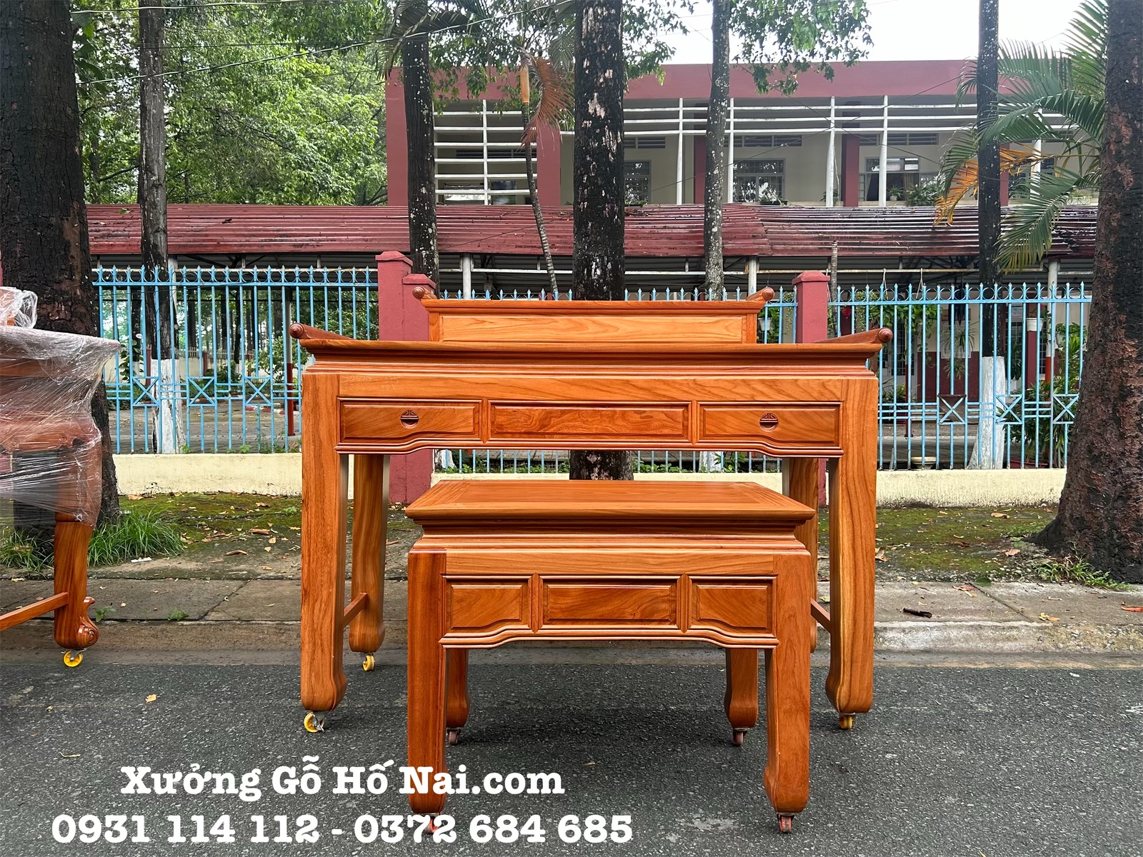 eZy Watermark_11-06-2024_10-24-18-4520AM Sập thờ Gia Tiên Gõ Đỏ Trơn