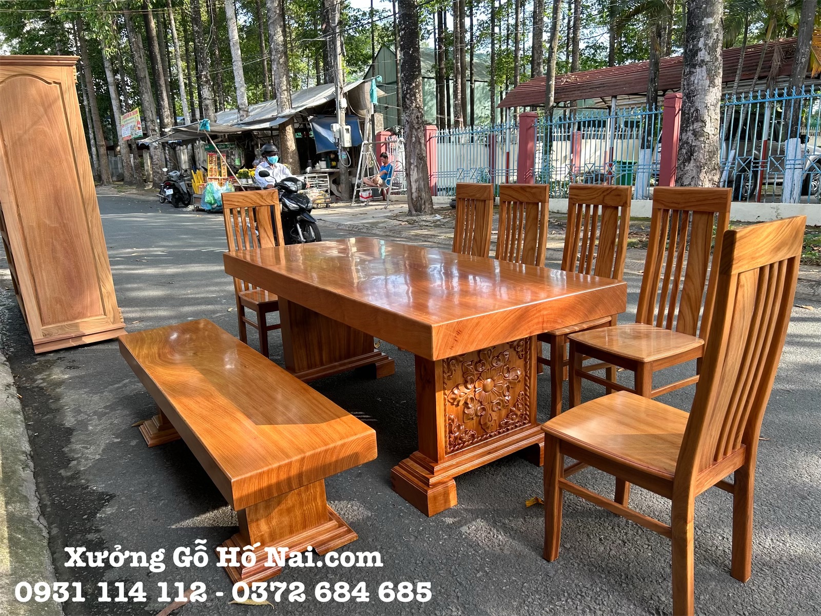 eZy Watermark_28-06-2024_07-11-23-8930PM Bàn ăn Gõ Đỏ Khối K3 khối cao cấp đơn giản