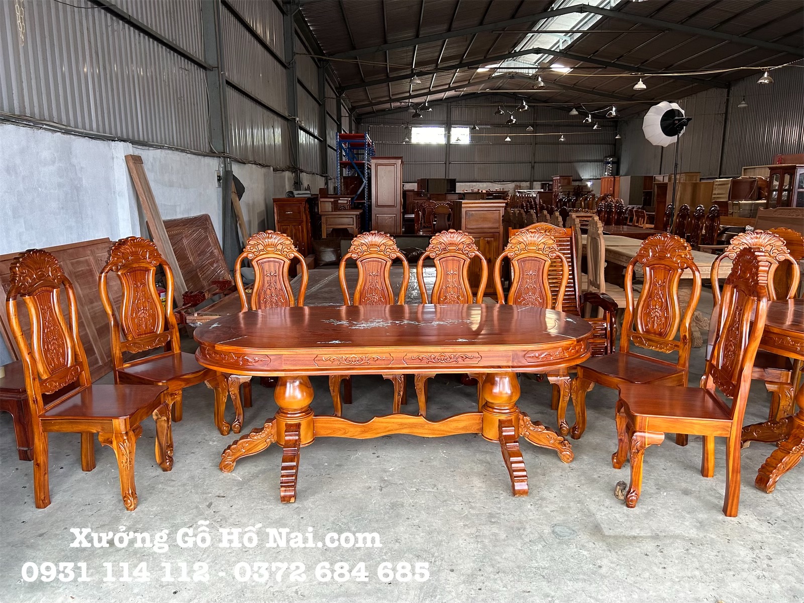 eZy Watermark_08-10-2024_09-57-20-1540AM Bàn ăn Tràm Cẩn Trai 8 ghế đặt bàn thờ