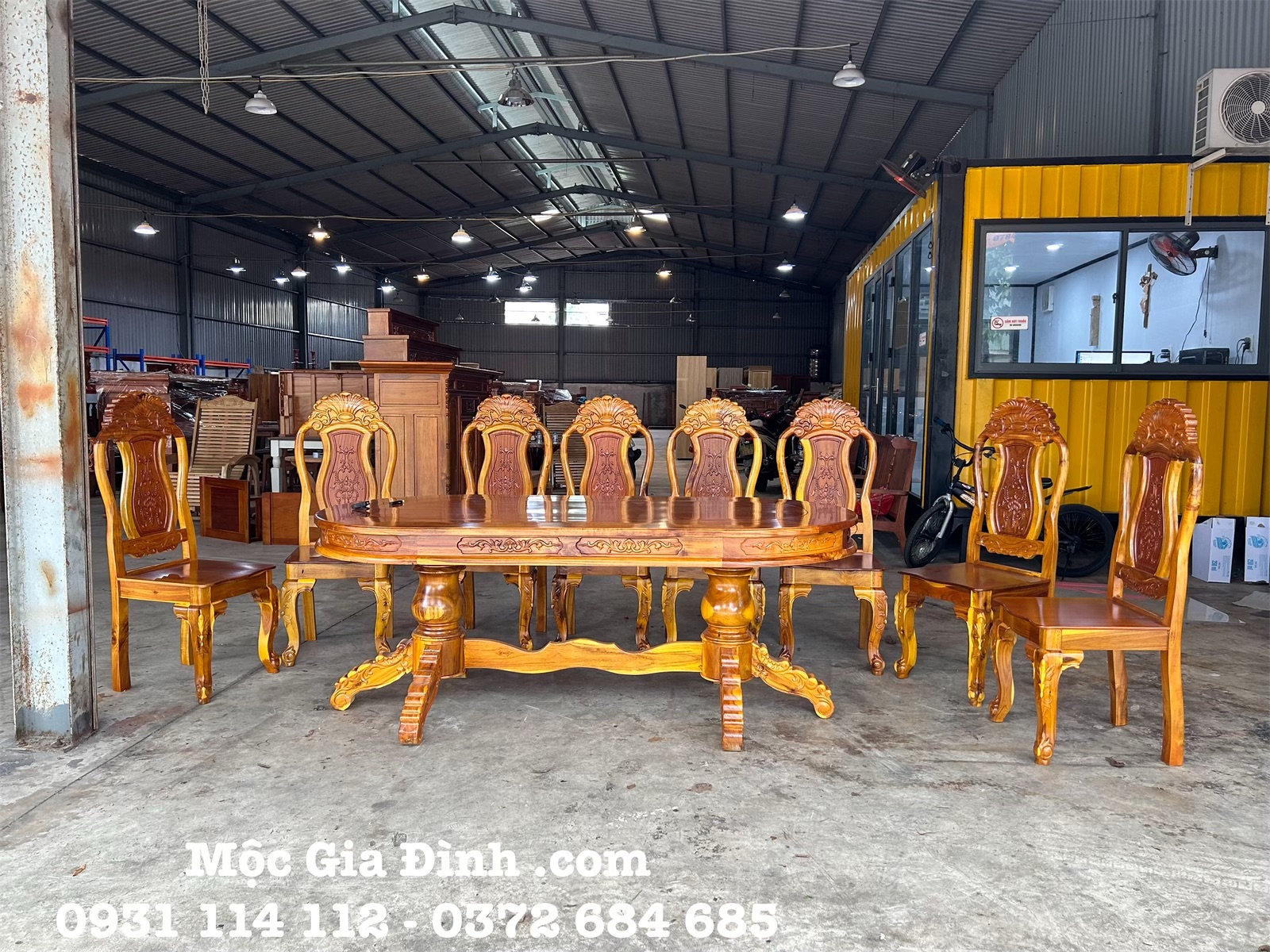 eZy Watermark_17-10-2024_02-38-06-3150PM Bàn ăn Tràm Oval 8 ghế